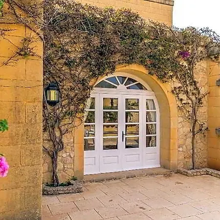 Tal Fanal Complex Apartamento Għasri