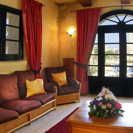 Tal Fanal Complex Ghasri (Gozo)