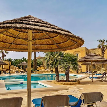 Tal Fanal Complex 加斯利